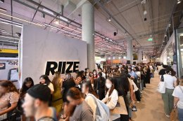 RIIZE (ไรซ์) เซอร์ไพรส์เยือนป๊อปอัปสโตร์ครั้งแรกในเอเชียตะวันออกเฉียงใต้ 'THE 1ST MINI ALBUM <RIIZING> POP-UP STORE in BANGKOK by SM True' พร้อมร่วมกิจกรรมแจกลายเซ็น 'Shopee x RIIZE RIIZING FANSIGN EVENT' ประสบความสำเร็จถล่มทลาย 